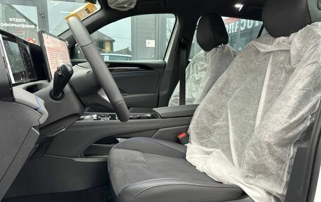 Volkswagen Tiguan, 2025 год, 4 890 000 рублей, 21 фотография