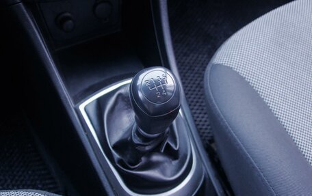 Hyundai Solaris II рестайлинг, 2013 год, 849 000 рублей, 19 фотография