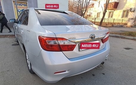 Toyota Camry, 2013 год, 1 590 000 рублей, 3 фотография