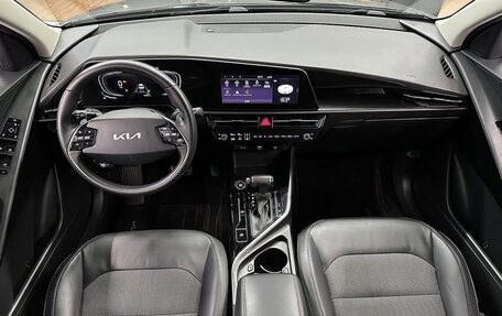 KIA Niro, 2022 год, 2 440 000 рублей, 10 фотография