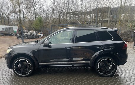 Volkswagen Touareg III, 2011 год, 2 550 000 рублей, 2 фотография
