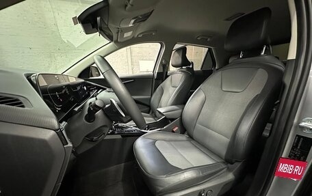 KIA Niro, 2022 год, 2 440 000 рублей, 14 фотография