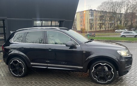 Volkswagen Touareg III, 2011 год, 2 550 000 рублей, 3 фотография