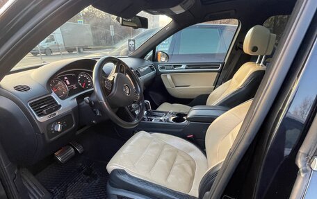 Volkswagen Touareg III, 2011 год, 2 550 000 рублей, 5 фотография