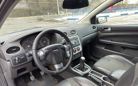 Ford Focus II рестайлинг, 2005 год, 319 000 рублей, 24 фотография