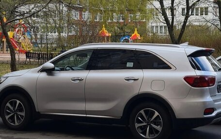 KIA Sorento III Prime рестайлинг, 2018 год, 2 300 000 рублей, 2 фотография