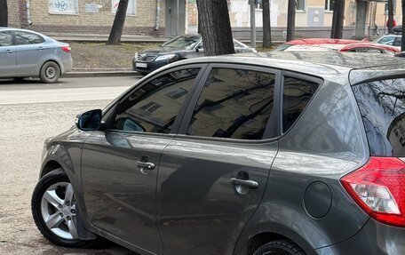 KIA cee'd I рестайлинг, 2010 год, 780 000 рублей, 2 фотография