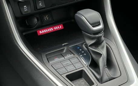 Toyota RAV4, 2025 год, 3 990 000 рублей, 23 фотография