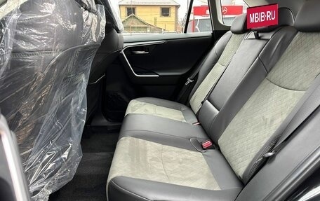 Toyota RAV4, 2025 год, 3 990 000 рублей, 19 фотография