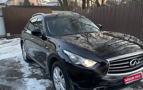 Infiniti FX II, 2013 год, 1 780 000 рублей, 2 фотография