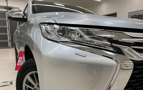 Mitsubishi Pajero Sport III рестайлинг, 2019 год, 3 195 000 рублей, 9 фотография