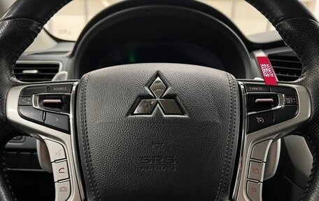 Mitsubishi Pajero Sport III рестайлинг, 2019 год, 3 195 000 рублей, 18 фотография