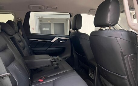 Mitsubishi Pajero Sport III рестайлинг, 2019 год, 3 195 000 рублей, 36 фотография