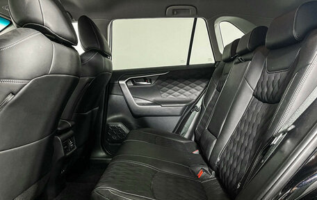 Toyota RAV4, 2021 год, 3 721 000 рублей, 10 фотография