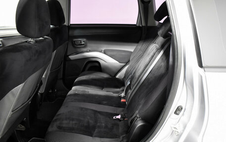 Mitsubishi Outlander III рестайлинг 3, 2010 год, 850 000 рублей, 11 фотография