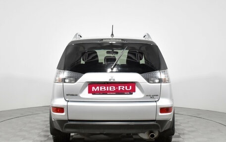 Mitsubishi Outlander III рестайлинг 3, 2010 год, 850 000 рублей, 6 фотография