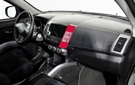 Mitsubishi Outlander III рестайлинг 3, 2010 год, 850 000 рублей, 12 фотография