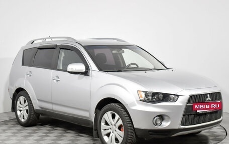 Mitsubishi Outlander III рестайлинг 3, 2010 год, 850 000 рублей, 3 фотография