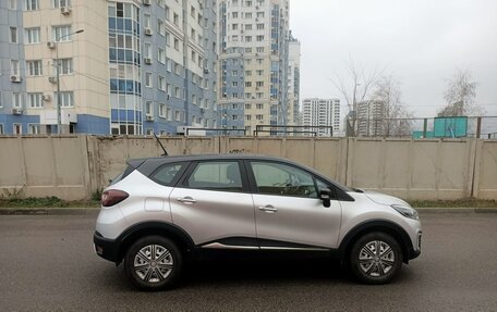Renault Kaptur I рестайлинг, 2020 год, 1 490 000 рублей, 8 фотография