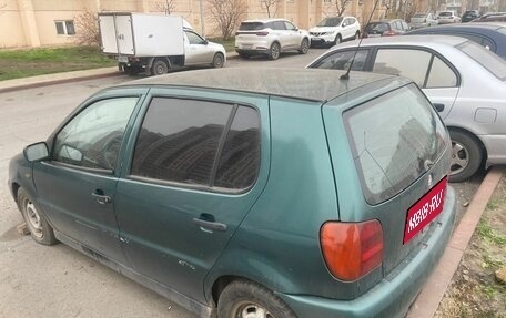 Volkswagen Polo III рестайлинг, 1995 год, 135 000 рублей, 1 фотография