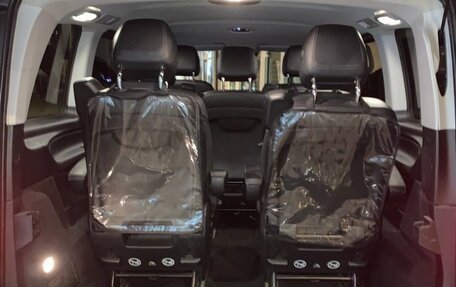 Mercedes-Benz V-Класс, 2019 год, 3 600 000 рублей, 5 фотография