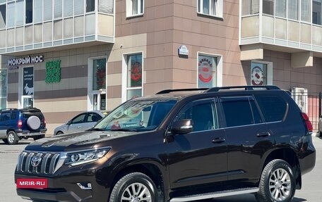 Toyota Land Cruiser Prado 150 рестайлинг 2, 2020 год, 6 250 000 рублей, 7 фотография