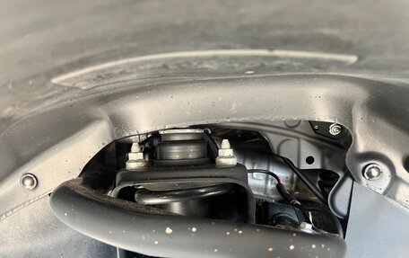 Toyota Land Cruiser Prado 150 рестайлинг 2, 2020 год, 6 250 000 рублей, 13 фотография