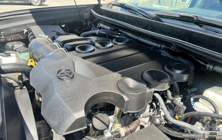 Toyota Land Cruiser Prado 150 рестайлинг 2, 2020 год, 6 250 000 рублей, 14 фотография