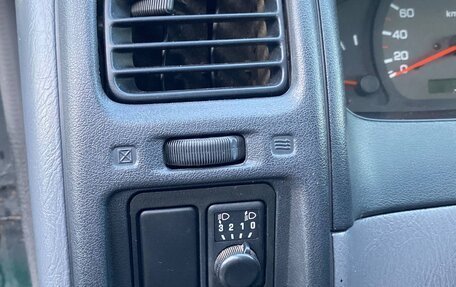 Nissan Almera, 1998 год, 185 000 рублей, 11 фотография