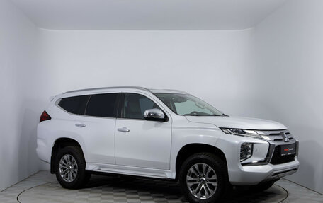 Mitsubishi Pajero Sport III рестайлинг, 2020 год, 4 500 000 рублей, 3 фотография