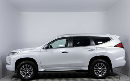 Mitsubishi Pajero Sport III рестайлинг, 2020 год, 4 500 000 рублей, 8 фотография