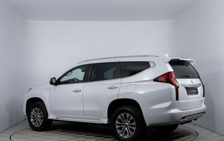 Mitsubishi Pajero Sport III рестайлинг, 2020 год, 4 500 000 рублей, 7 фотография