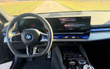 BMW 5 серия, 2024 год, 8 216 000 рублей, 11 фотография