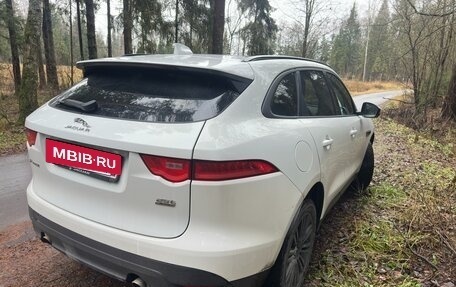 Jaguar F-Pace, 2017 год, 2 450 000 рублей, 3 фотография