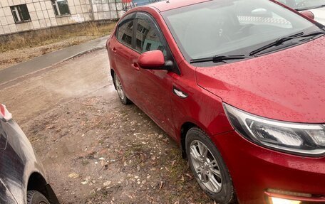 KIA Rio III рестайлинг, 2016 год, 1 000 000 рублей, 5 фотография