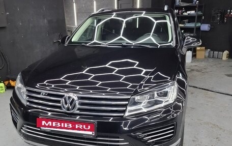 Volkswagen Touareg III, 2016 год, 3 350 000 рублей, 3 фотография