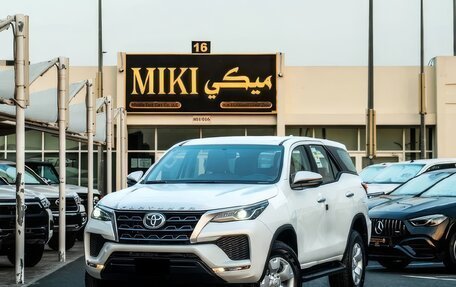 Toyota Fortuner II, 2025 год, 5 140 000 рублей, 2 фотография