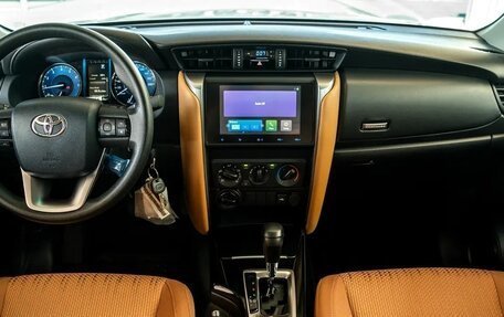 Toyota Fortuner II, 2025 год, 5 140 000 рублей, 6 фотография