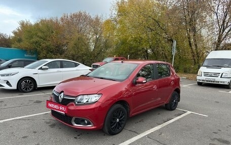 Renault Sandero II рестайлинг, 2014 год, 660 000 рублей, 2 фотография