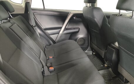 Toyota RAV4, 2019 год, 1 799 000 рублей, 18 фотография