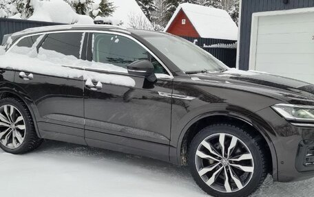Volkswagen Touareg III, 2018 год, 4 990 000 рублей, 4 фотография