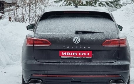 Volkswagen Touareg III, 2018 год, 4 990 000 рублей, 5 фотография