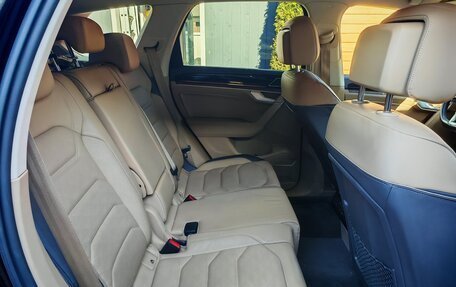 Volkswagen Touareg III, 2018 год, 4 990 000 рублей, 17 фотография