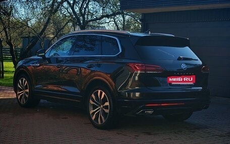 Volkswagen Touareg III, 2018 год, 4 990 000 рублей, 21 фотография