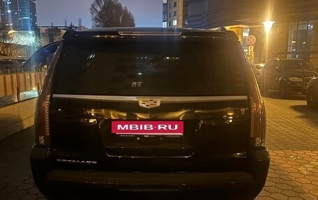 Cadillac Escalade IV, 2019 год, 5 350 000 рублей, 2 фотография