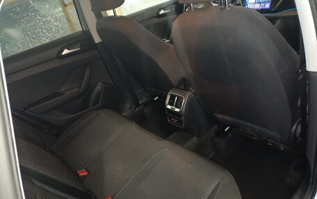 Volkswagen Taos, 2021 год, 2 900 000 рублей, 4 фотография