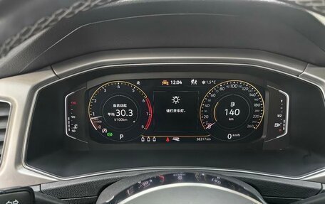 Volkswagen T-Roc I, 2022 год, 2 520 000 рублей, 11 фотография