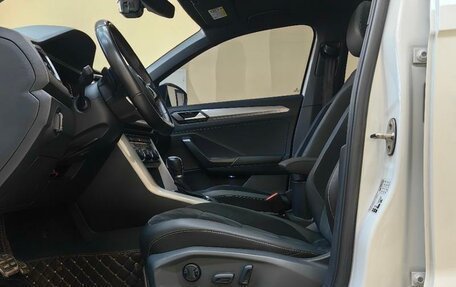 Volkswagen T-Roc I, 2022 год, 2 520 000 рублей, 15 фотография