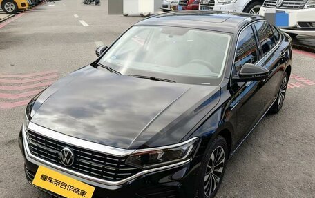 Volkswagen Passat B8 рестайлинг, 2022 год, 1 890 000 рублей, 1 фотография