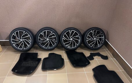 Volkswagen Polo VI (EU Market), 2021 год, 1 500 000 рублей, 12 фотография